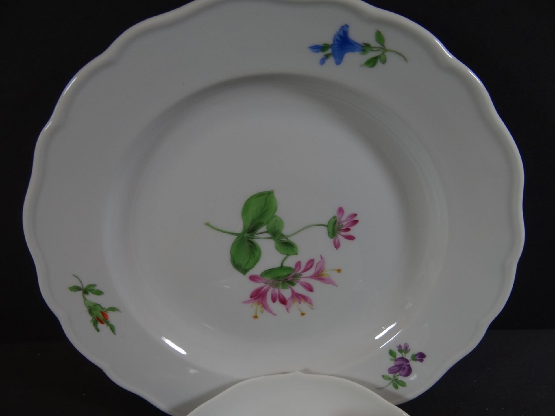 Gedeck "Meissen" Blumendekor, Tasse und U.T. 1.Wahl, Teller 2.Wahl - Image 3 of 3