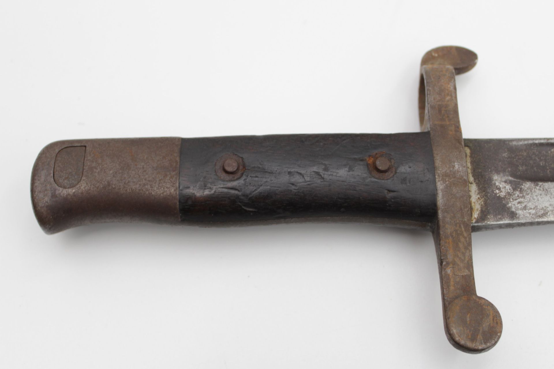 altes Seitengewehr, wohl Frankreich, Bodenfund, Altersspuren Klinge verbogen, L-61,5cm. - Bild 4 aus 8