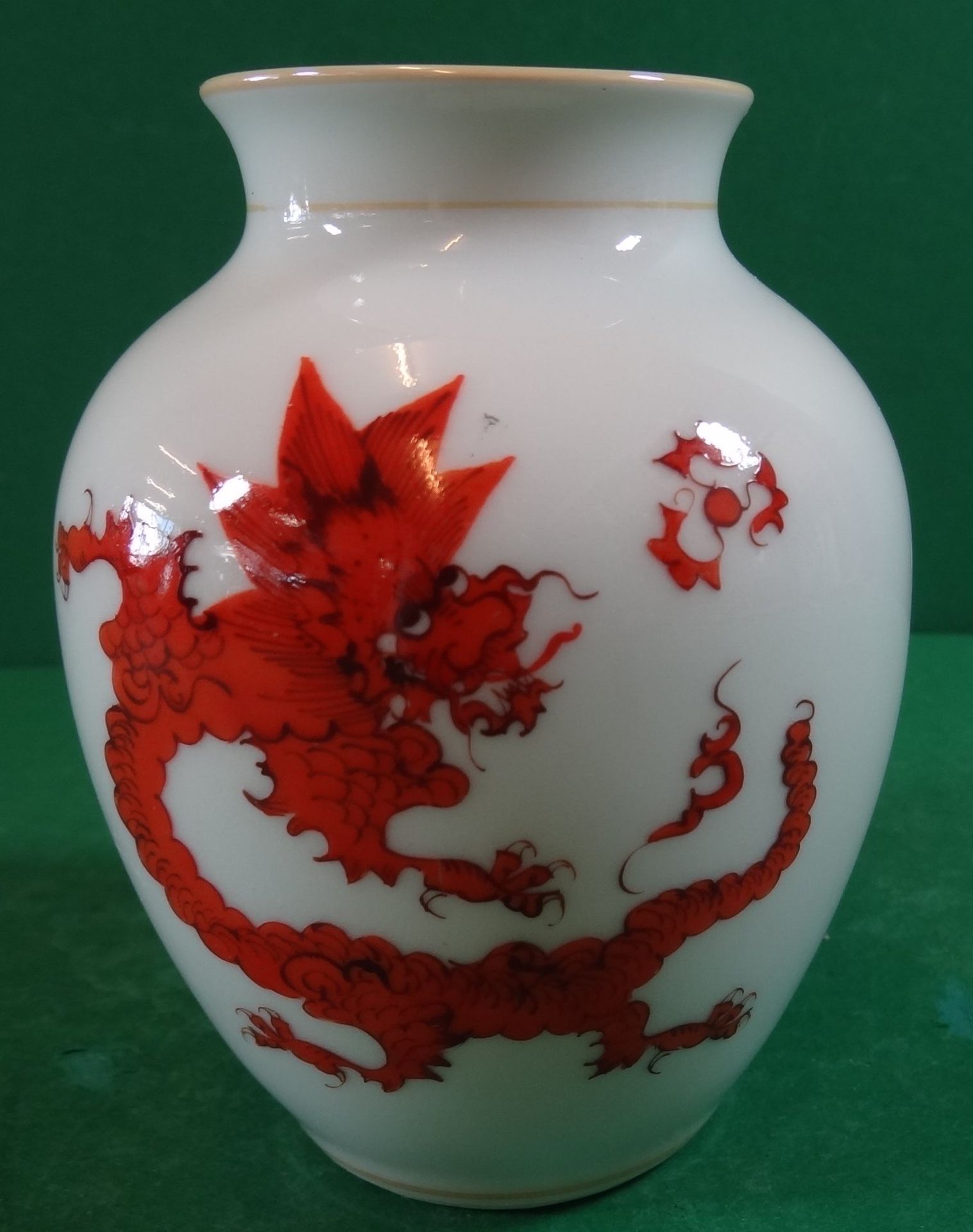 Vase "Ilmenau" Roter Drache, H-11,5 cm