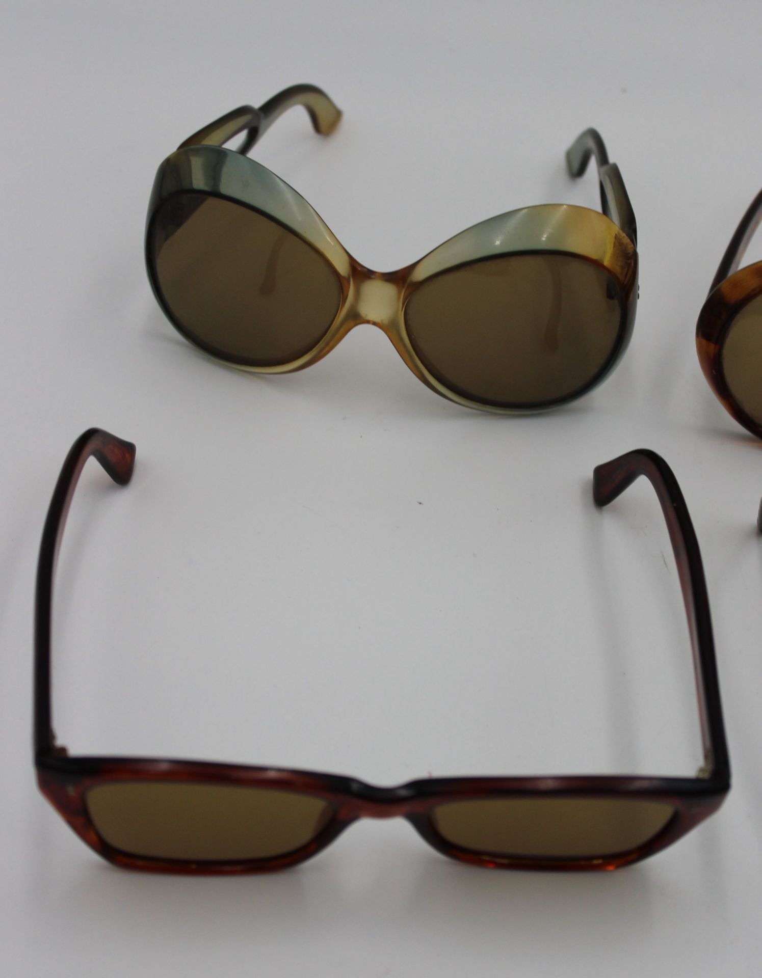 Konvolut von 6 div. Vintage-Sonnenbrillen, 1x Glas defekt - Bild 2 aus 5