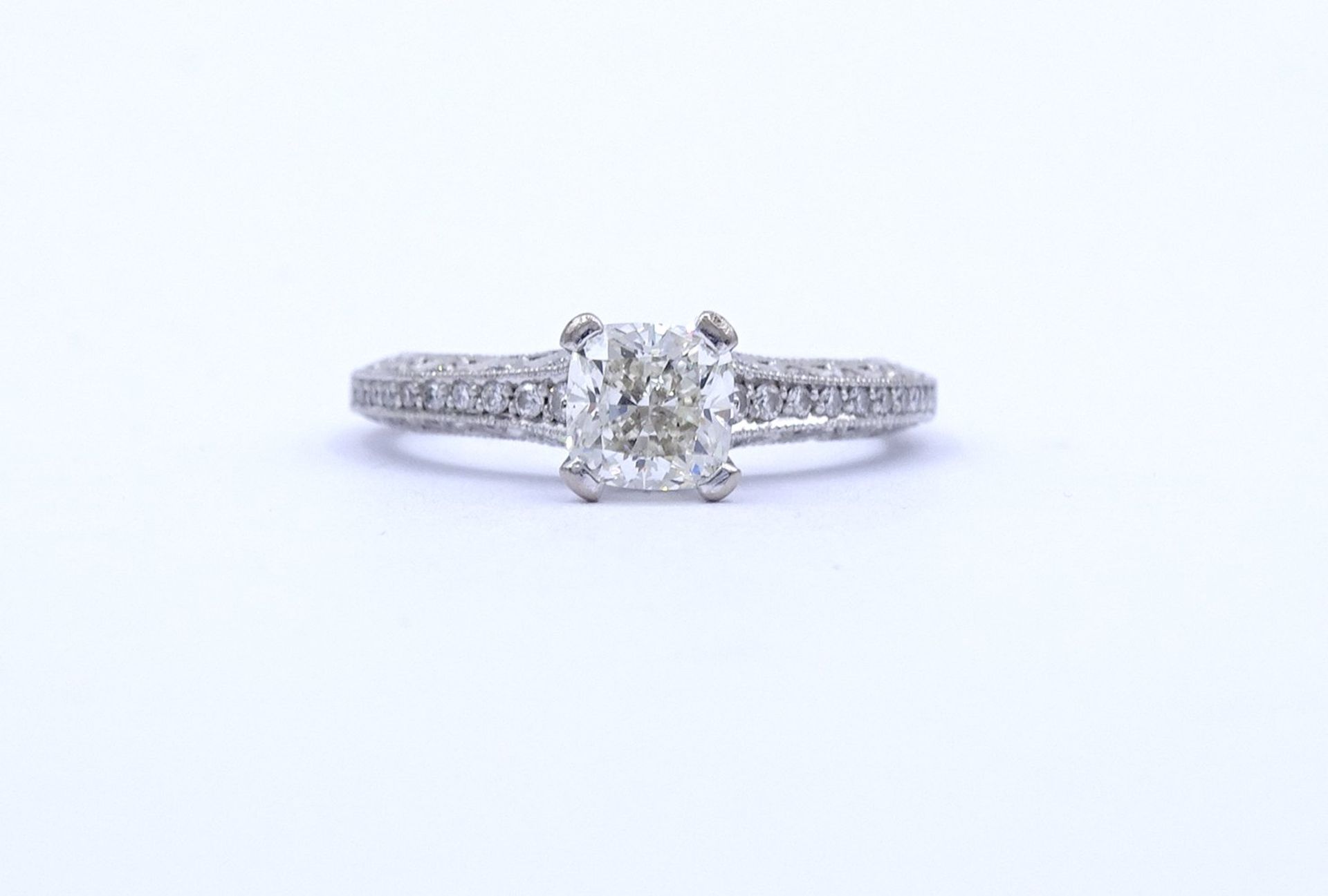 Princess Cut Ring - Verlobungsring , Princess 1,0ct., und 47 kl. Diamanten si, G-H, WG 18K "Tacori" - Bild 3 aus 20