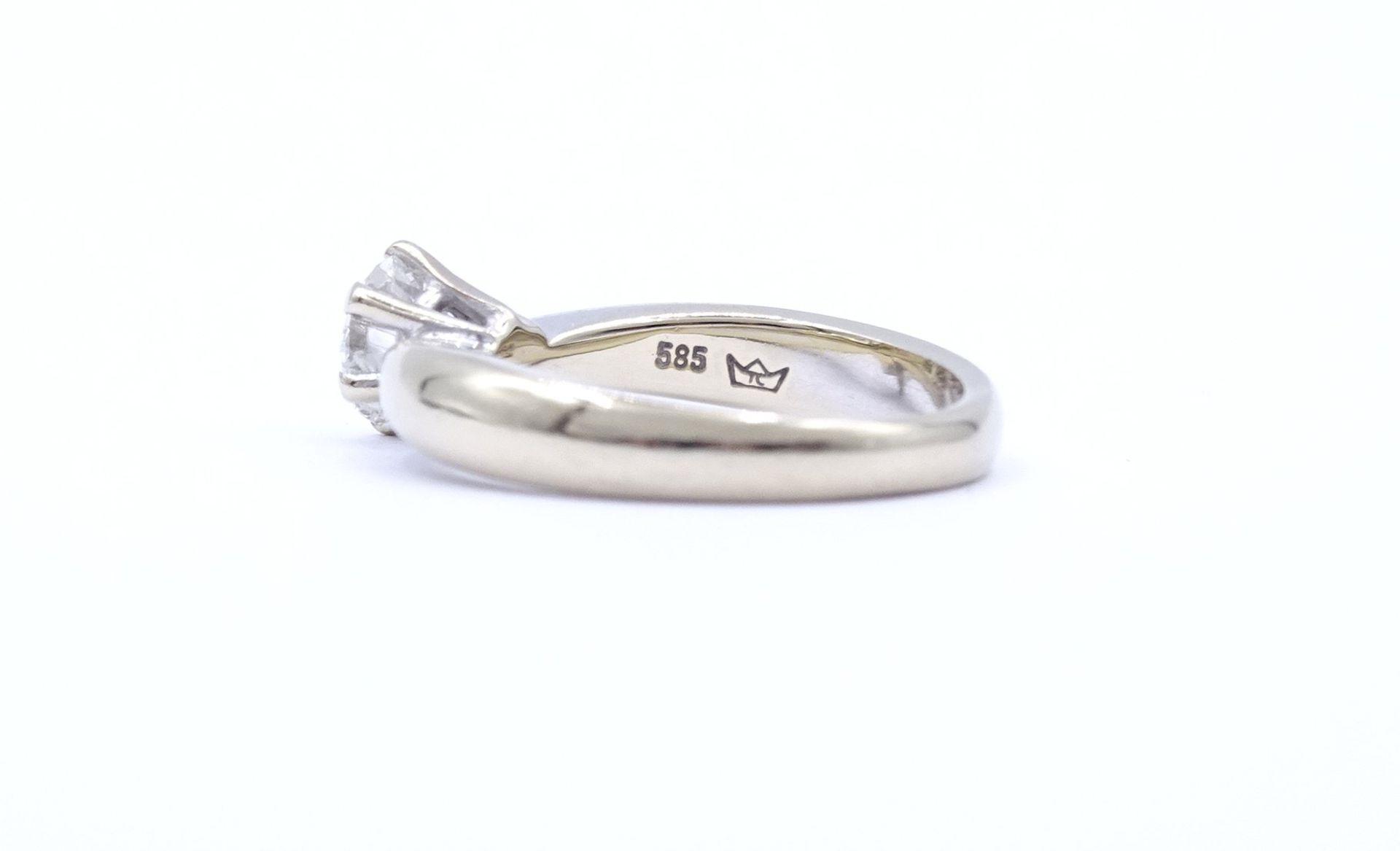 Solitär Brillant Ring, WG 585/000, Brillant 1,0ct., si, i-j, Brillant mit 3 kleinen Abplatzer, 6,1g - Bild 4 aus 7