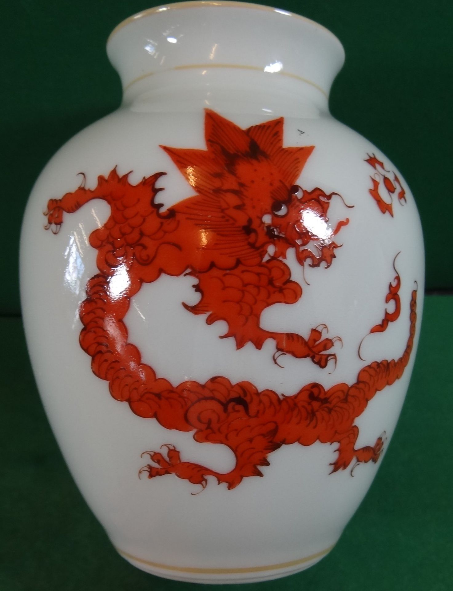 Vase "Ilmenau" Roter Drache, H-11,5 cm - Bild 4 aus 5