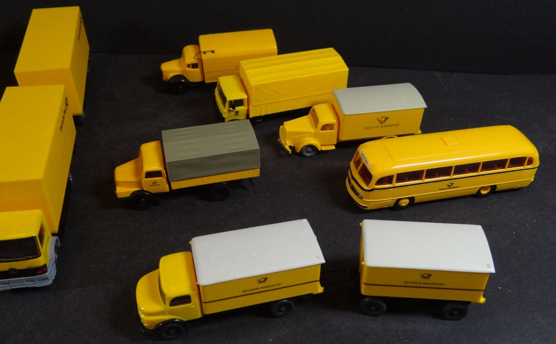 10x Post LKW's, ein Bus, div. Hersteller wie Herpa, Brekkina etc. - Bild 3 aus 6