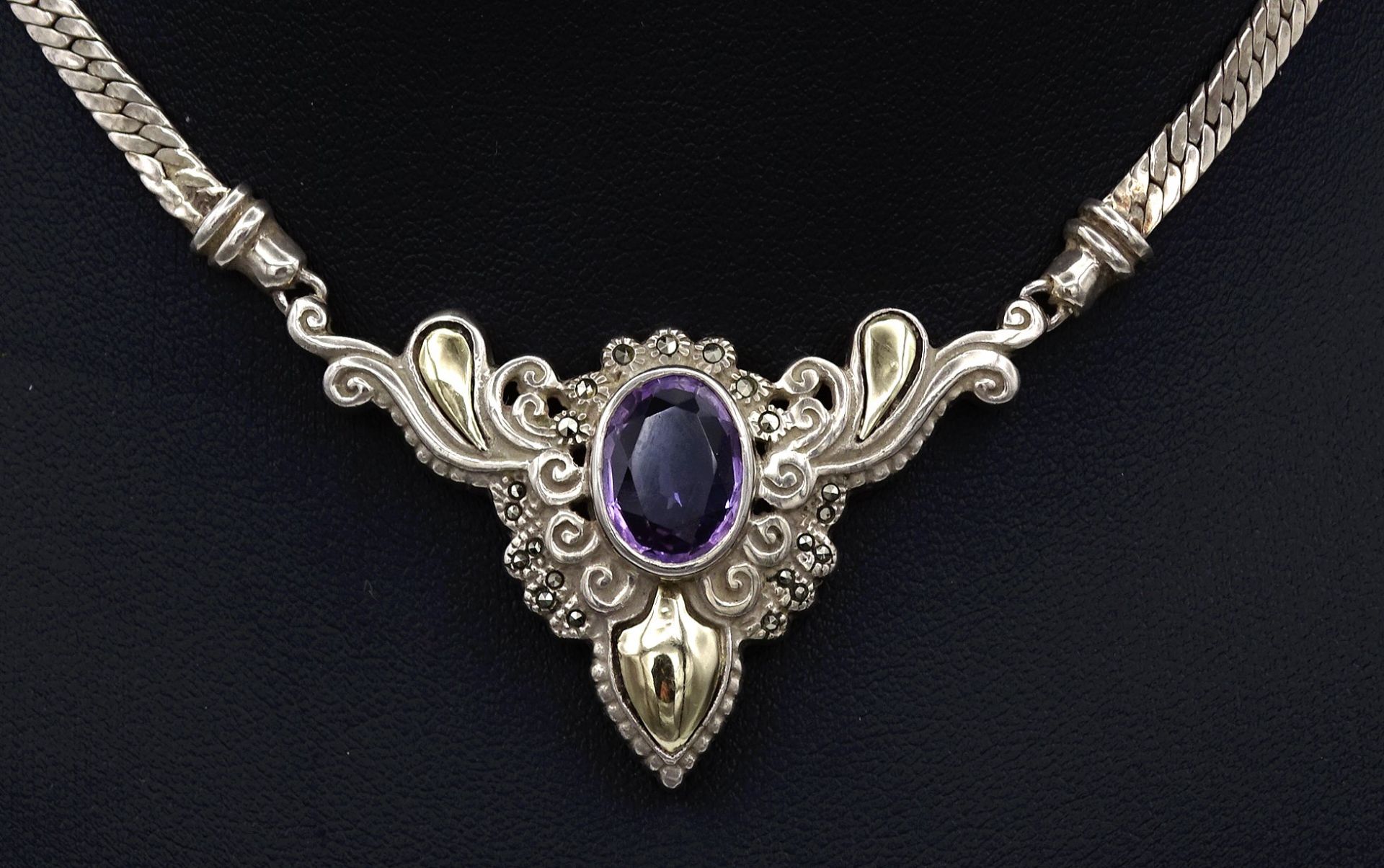 Halskette mit einem oval facc. Amethyst, Silber 925 + Gold 18K, L. 45,5cm, 26,3g. - Bild 2 aus 8