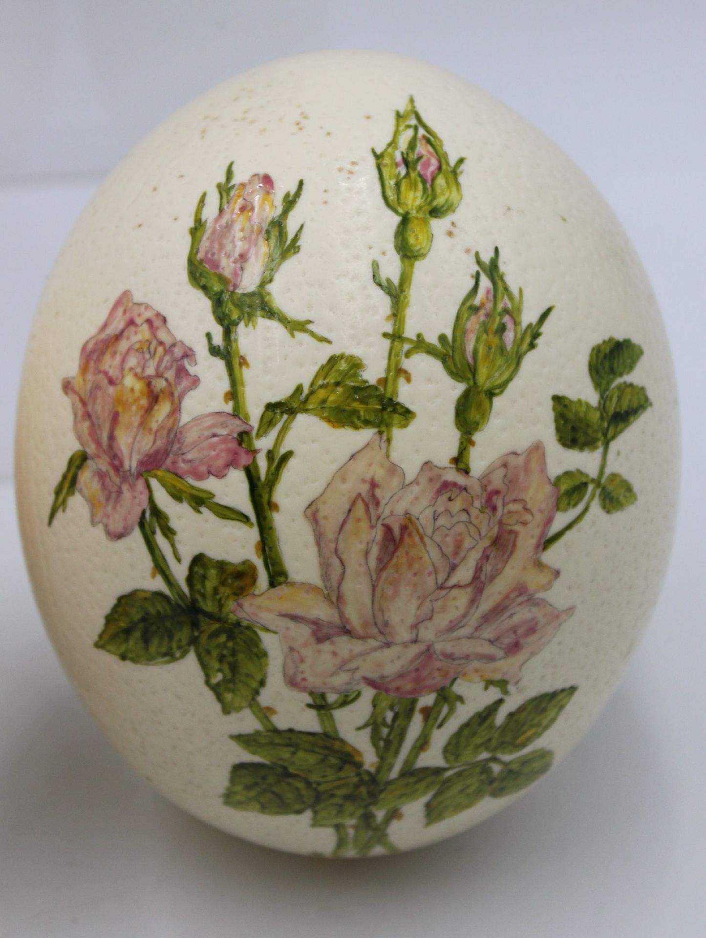3x floral bemalte Straussen-Eier, ca. H-16cm. - Bild 4 aus 5