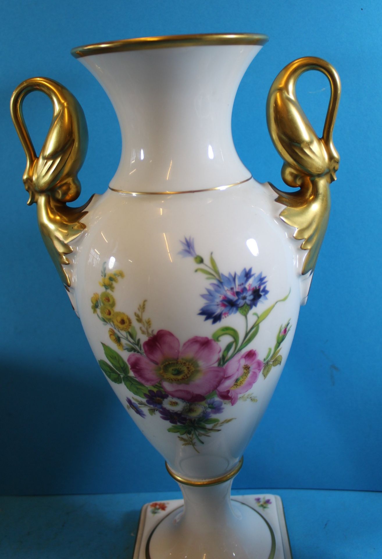 hohe Schwanenhals-Vase mit Blumendekor "Kaiser", H-35 cm - Bild 3 aus 4