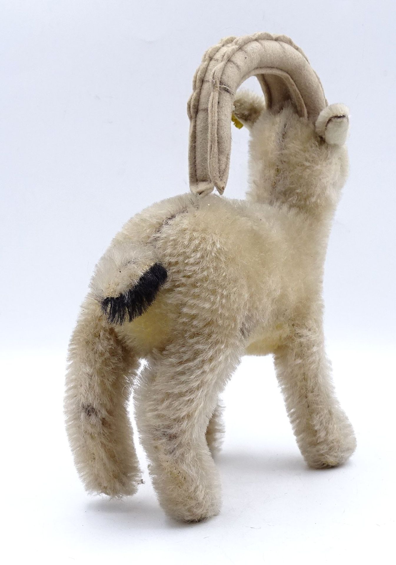 Steinbock "Steiff", Knopf und Restfahne, H. 19cm - Bild 3 aus 4