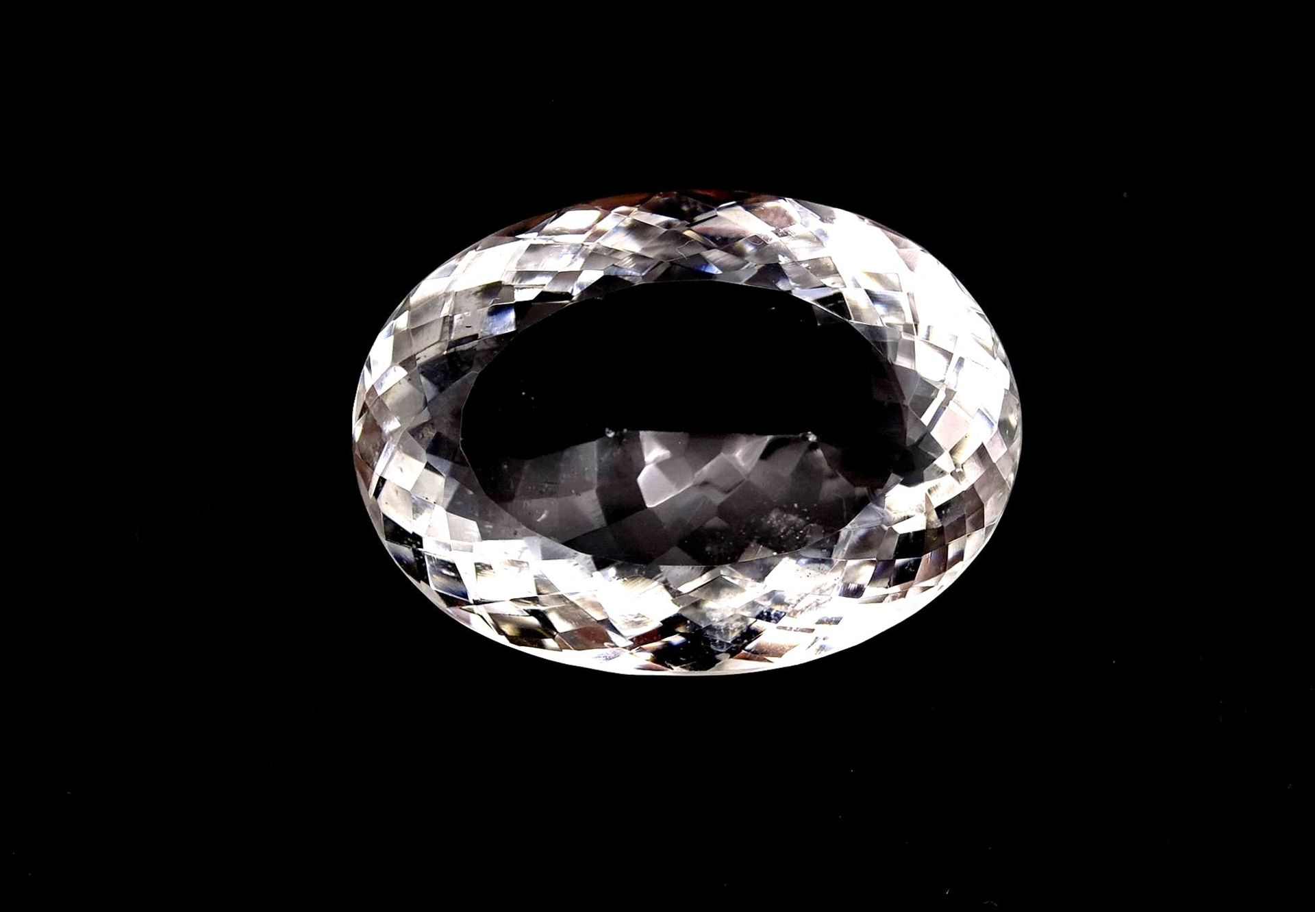 Bergkristall, 82,4ct., 32,8x23,8x15,7mm - Bild 2 aus 4