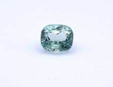 Natürlicher grüner Kunzit, 14,55ct., min. Chips, 14,3x12,2x10mm