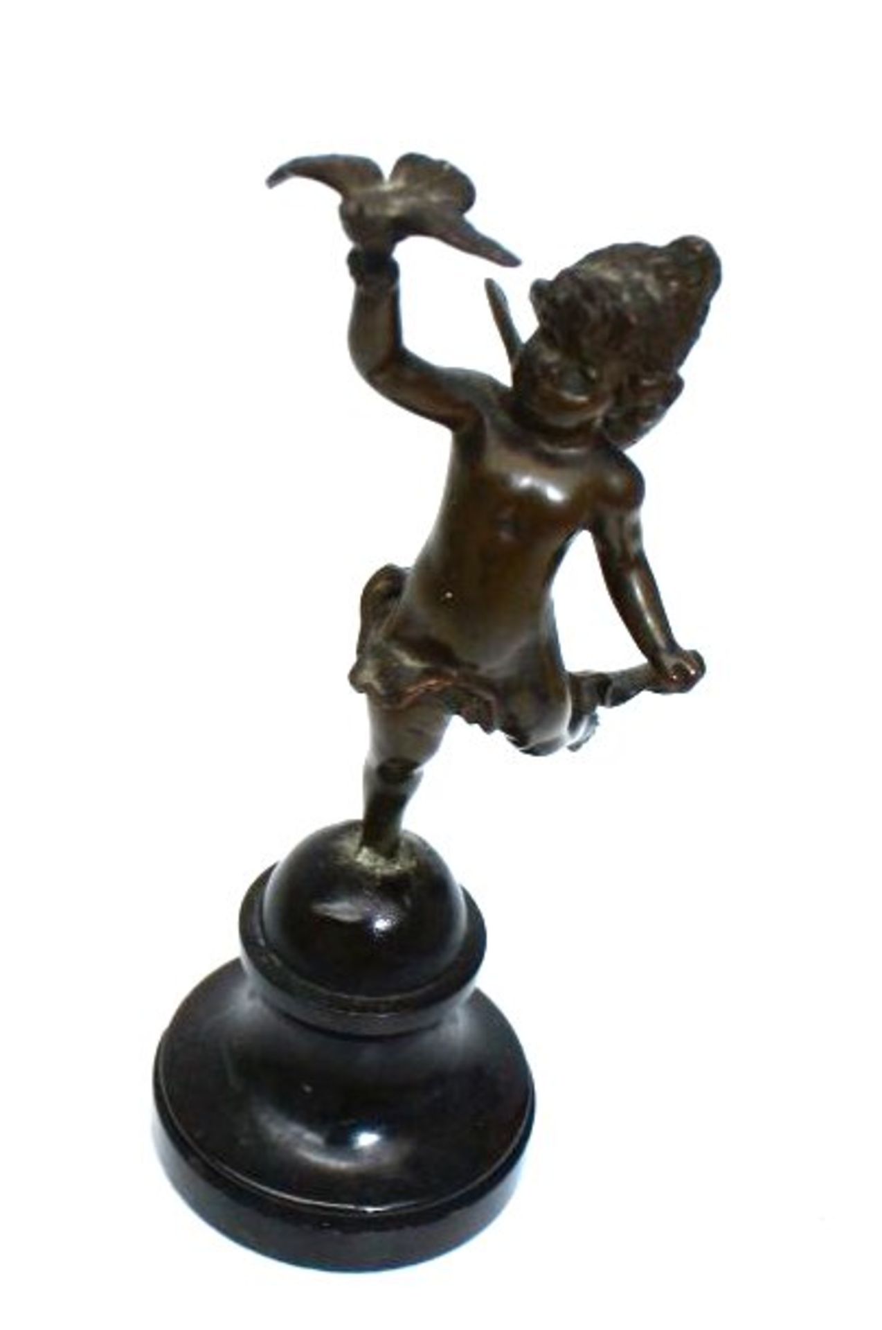 kl. Amourette, wohl Bronze auf Holzsockel, H-12 cm - Image 2 of 3