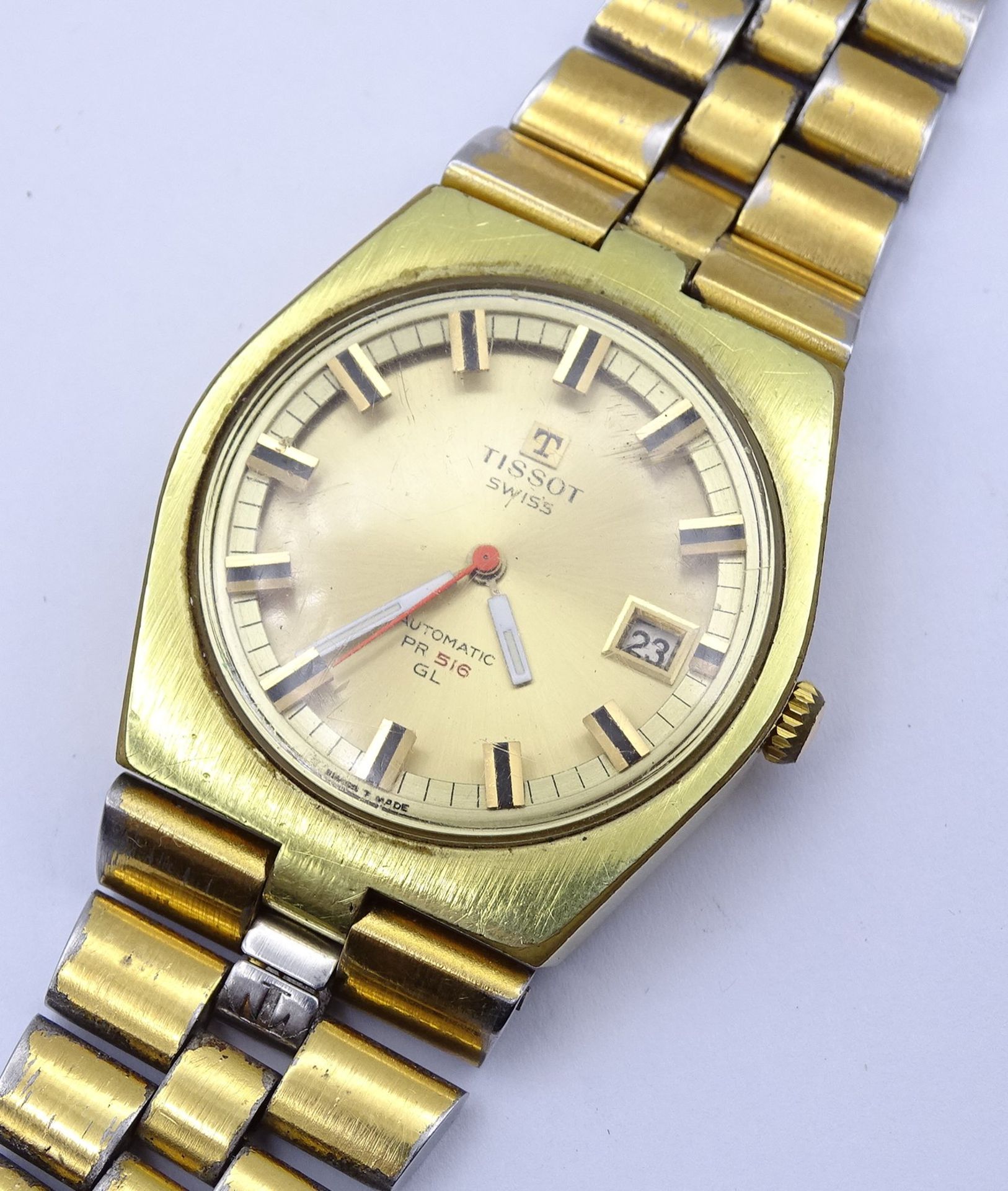 Vintage Herren Armbanduhr "Tissot" PR 516 GL, Automatikwerk, Werk läuft, Gehäuse 3,6x3,7cm, Band st