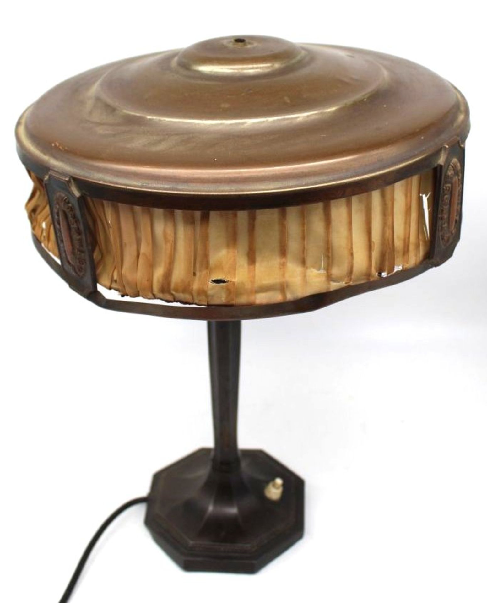 Jugendstil-Tischlampe, , Lampenstoff mürbe, Porzellanschalter, Schraubmutter oben fehlt, H-41 cm