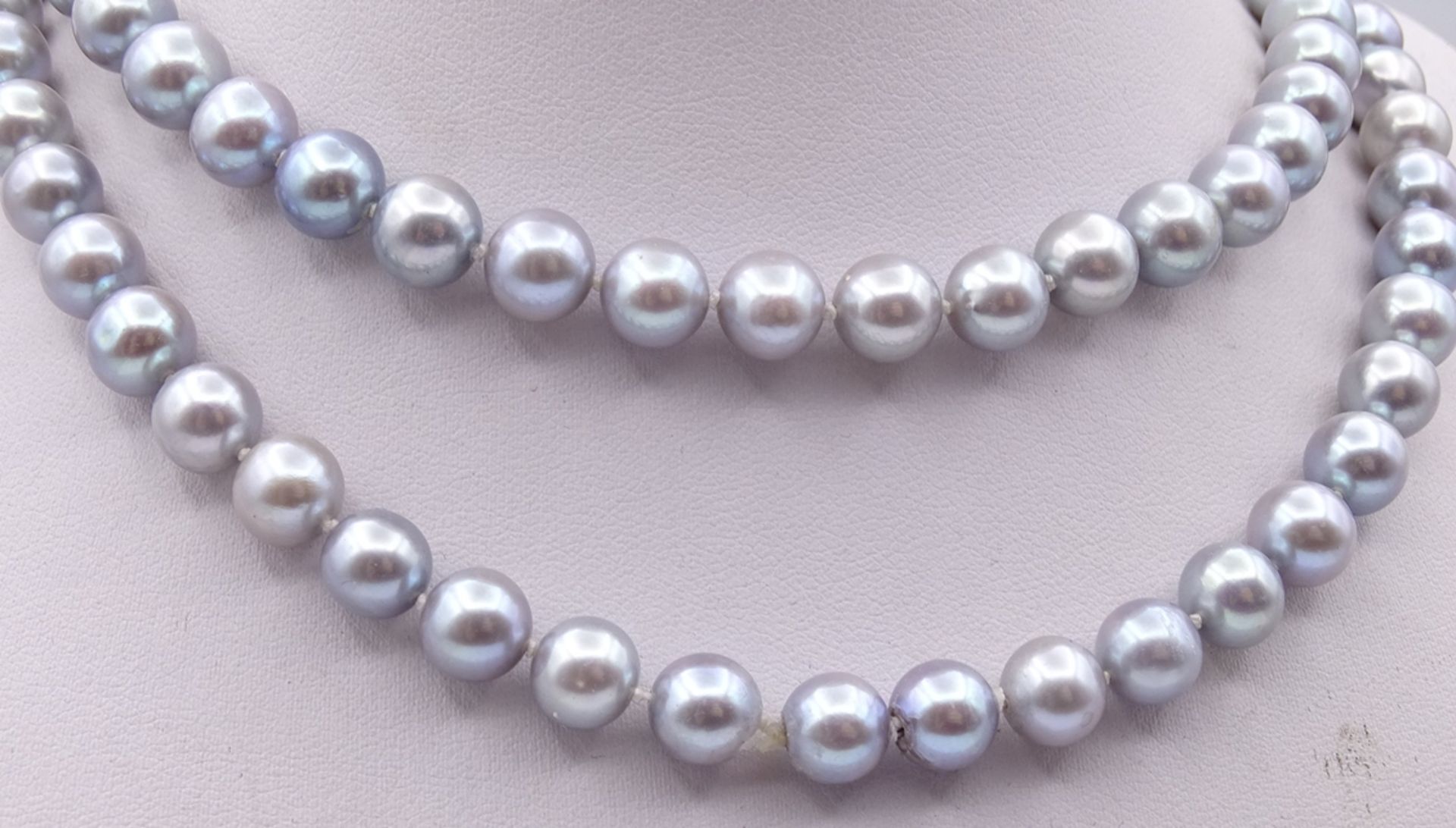 schöne graue Perlenkette, L. 88cm, 90,5g., D. 8,3 - 9,0mm - Bild 3 aus 6