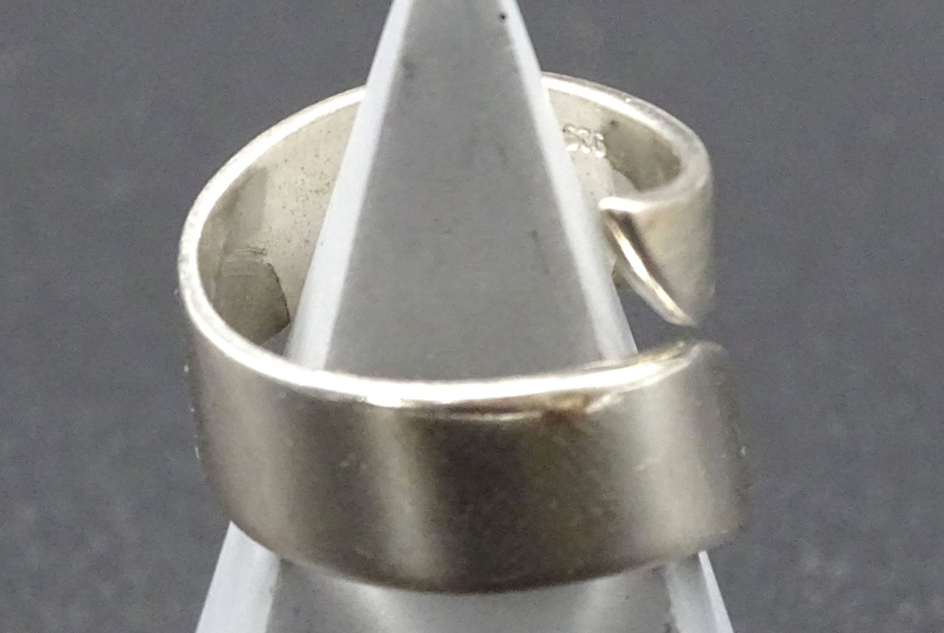 Silberring 925/000 ( Punziert ), Gewicht: 7,3 g. RG: 57. - Image 3 of 3