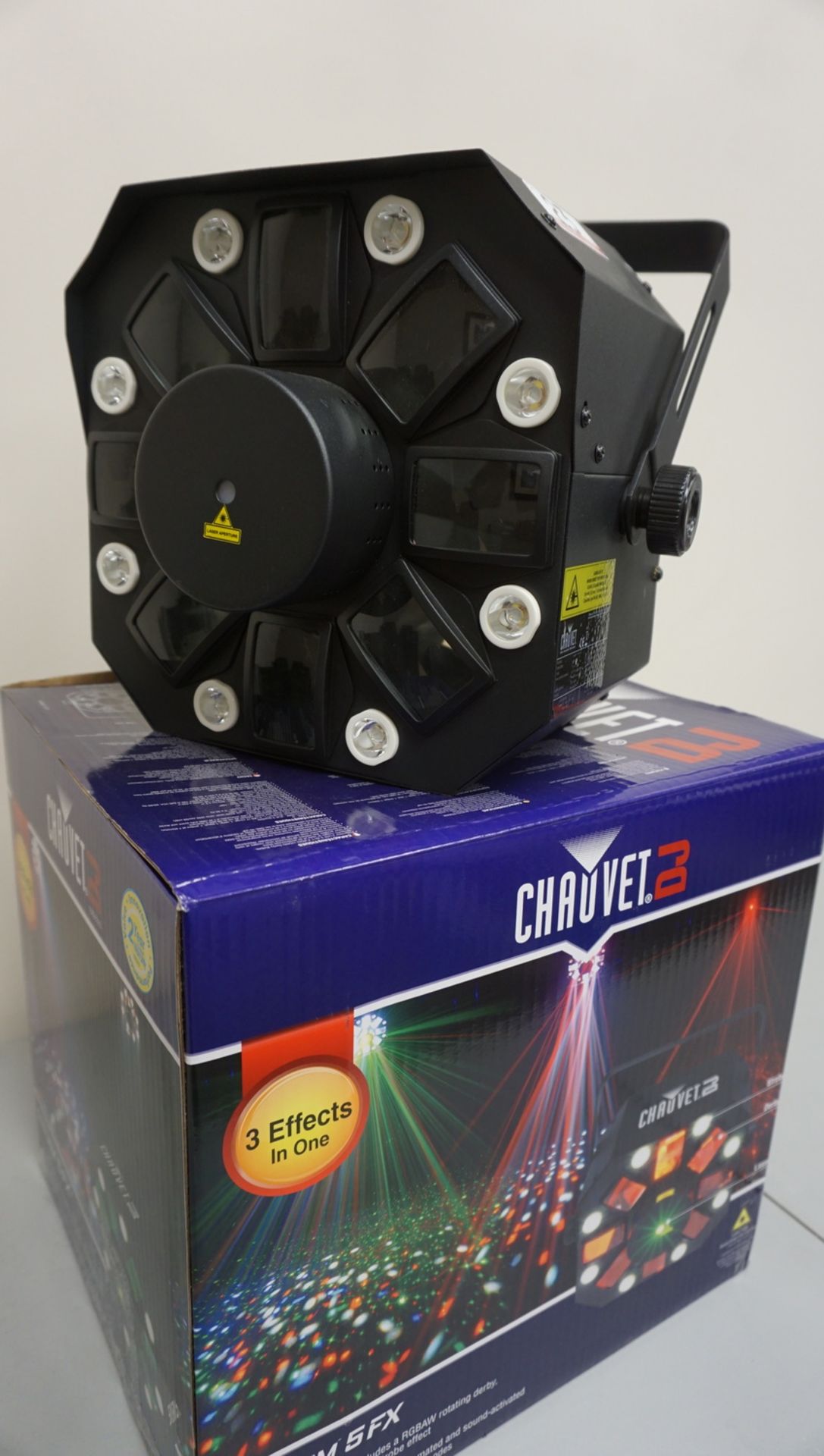 CHAUVET DJ SWARM 5FX 3-IN-1 LED EFFECT LIGHT