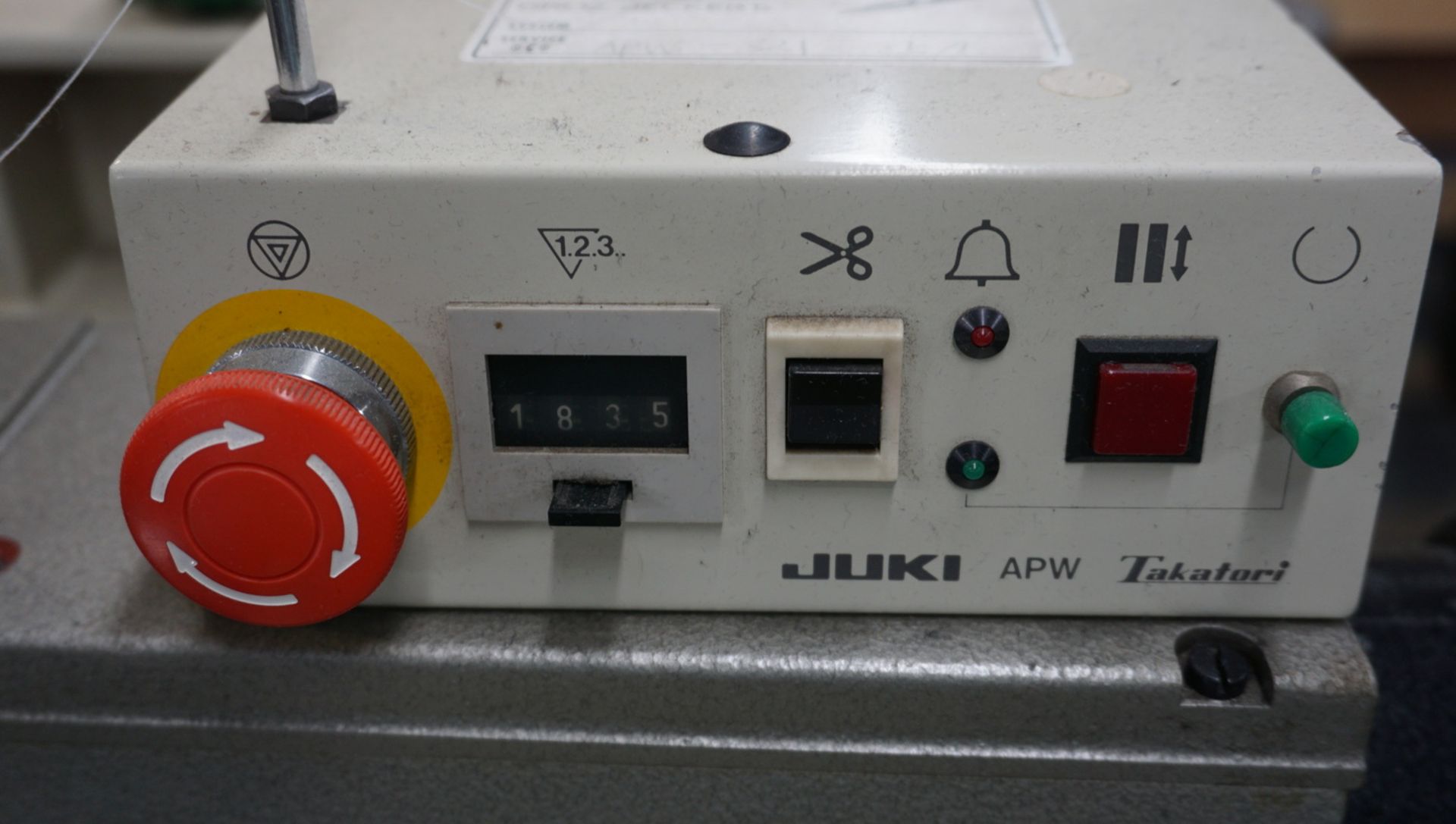 JUKI APW-192 TAKATOR SINGLE & DOUBLE WELT AUTOMATIC POCKET MACHINE, S/N US-1318 - Image 6 of 13