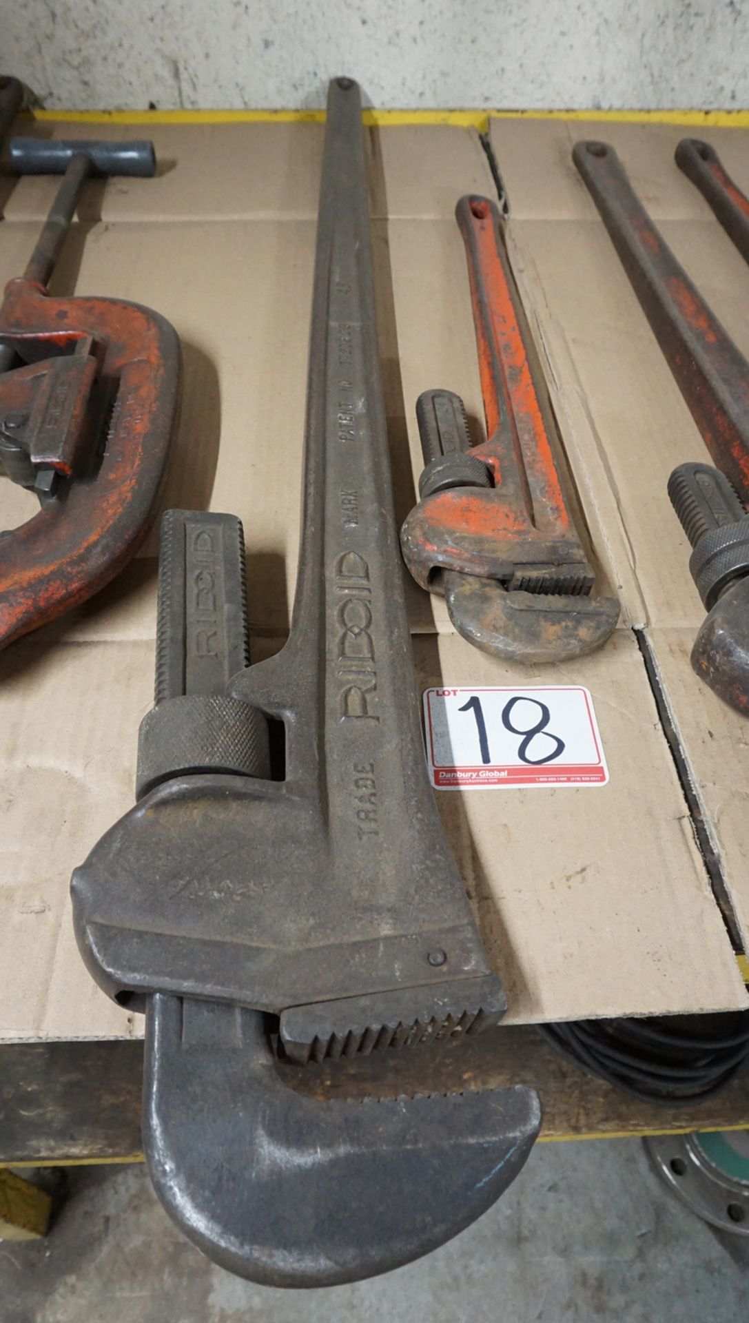 LOT - RIDGID 48" & 24" PIPE WRENCH