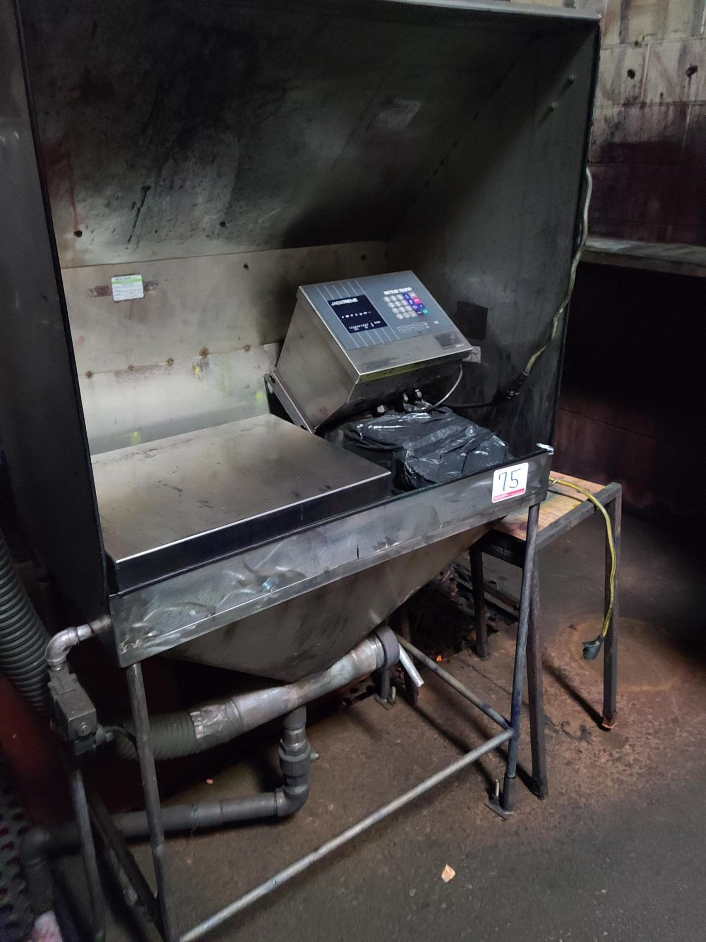 DYE COLOR MIXING STATION W/ METTLER TOLEDO SCALE (RIGGING FEES APPLY)