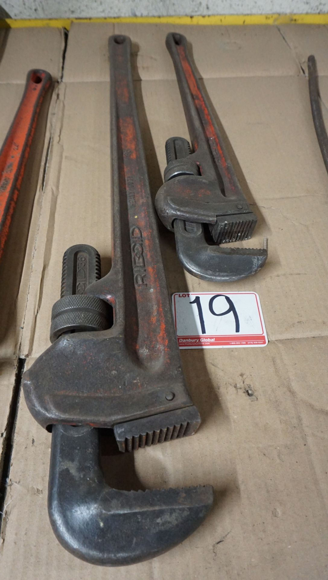 LOT - RIDGID 36" & 24" PIPE WRENCH