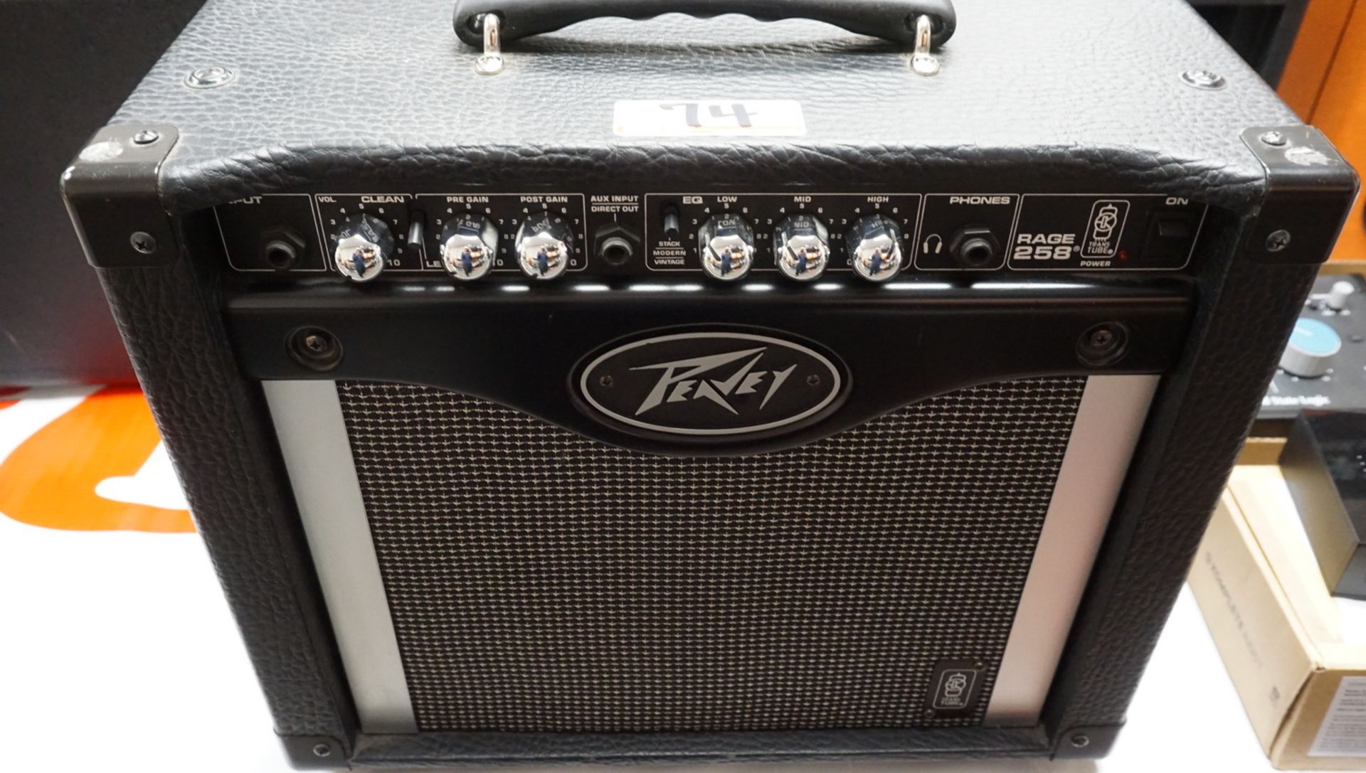 PEAVEY RAGE 258 GUITAR COMBO AMP