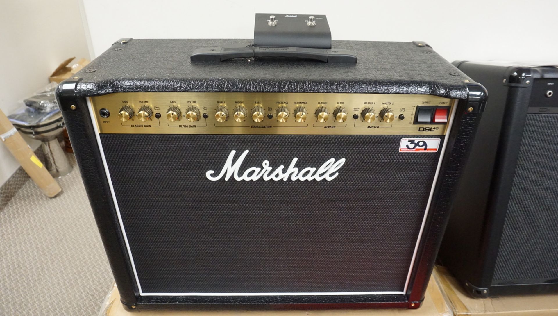 MARSHALL DSL40CR 40W TUBE COMBO GUITAR AMP