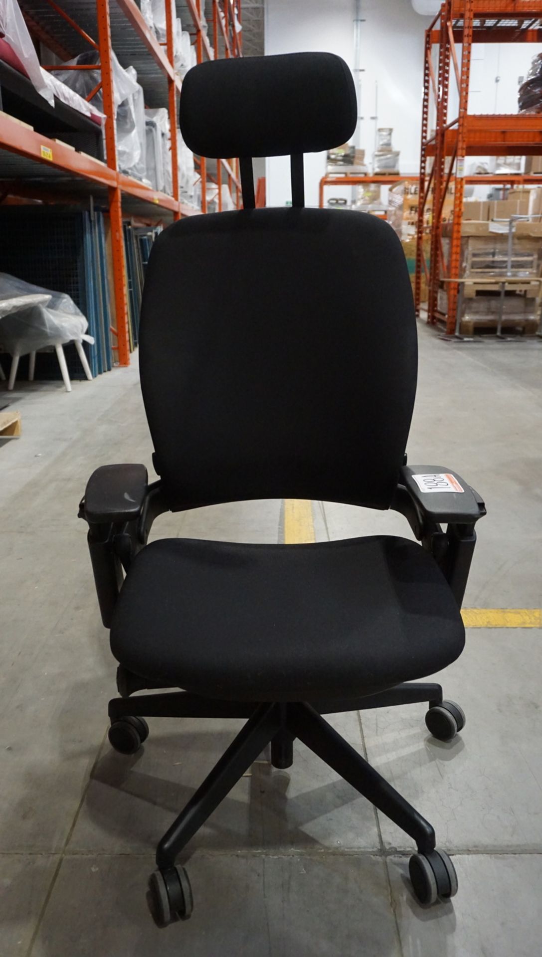 STEELCASE LEAP CHAIR W/ BLACK FABRIC, 4-WAY ADJ ARMS, & HEAD REST