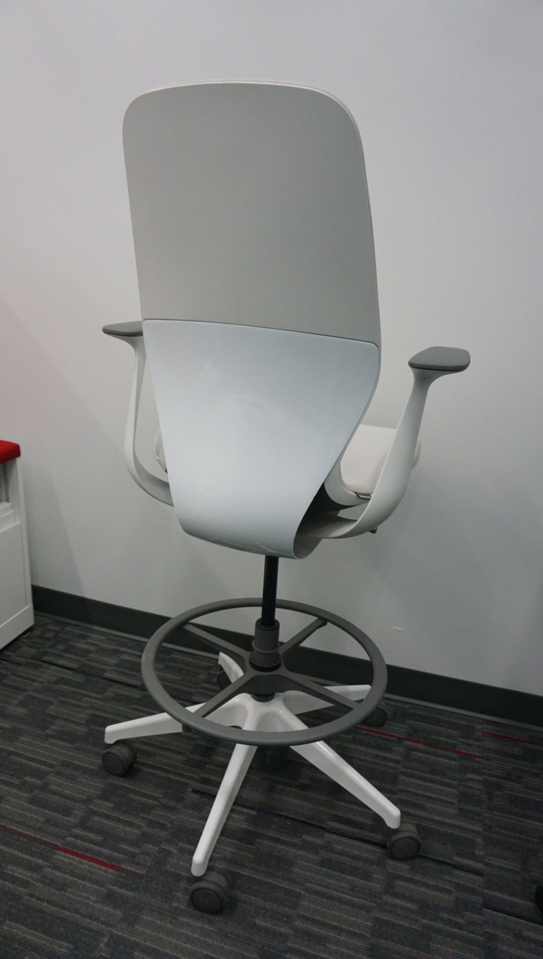 STEELCASE SILQ CHAIR W/ BEIGE FABRIC (MSRP $2,100) - Image 2 of 2