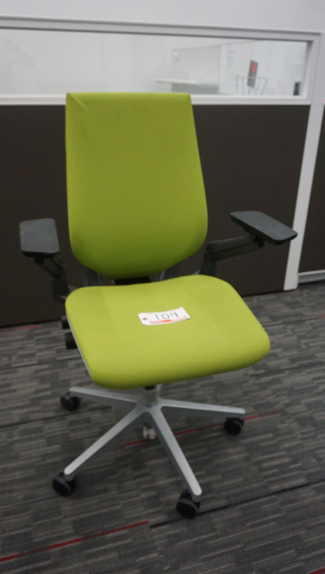 STEELCASE GESTURE WORK CHAIR W/ GREEN FABRIC & METAL BASE (MSRP $2,800)