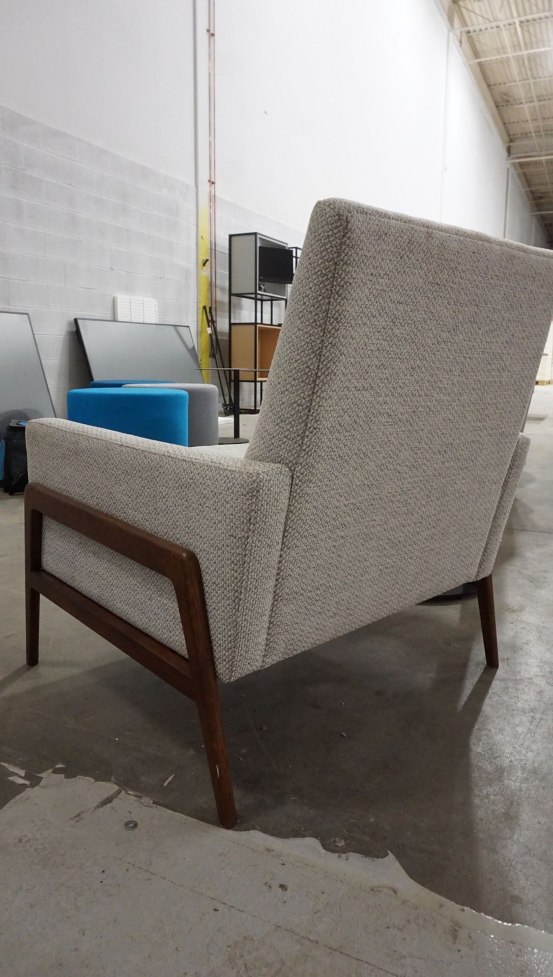 WOODWORTH GREY UPHOLSTERED LOUNGE CHAIR - Image 2 of 2