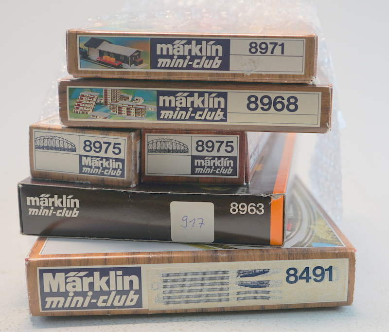 Märklin ab 1954, Gebr. Märklin & Cie., G.m.b.H. Göppingen: Miniclub Konvolut Gleise & Modelle