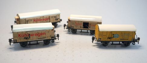 Märklin 1929ff, Gebr. Märklin & Cie., G.m.b.H. Göppingen: Sammlung von 4 hellen märklin-Güterwagen,