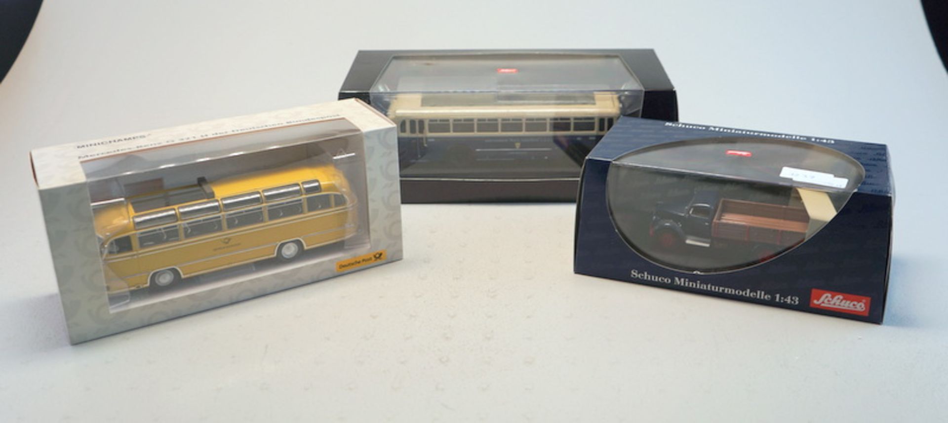 3 Modelle 1.43 Schuco und Minichamps