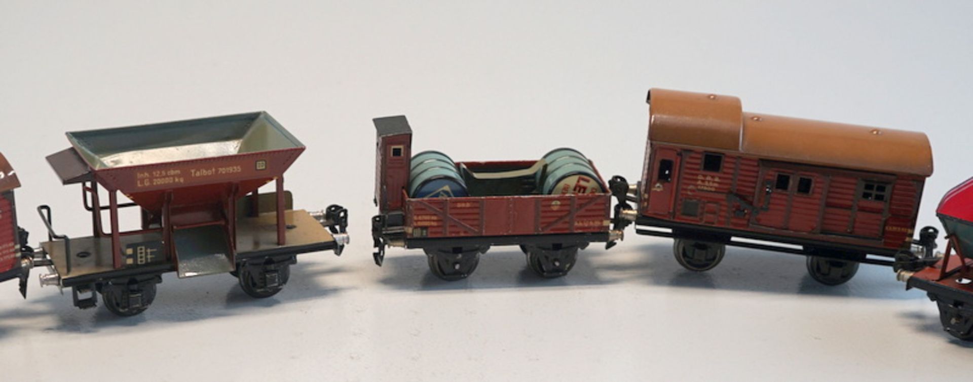 Märklin 1929ff, Gebr. Märklin & Cie., G.m.b.H. Göppingen: Sammlung 5 märklin-Güterwagen, Spur 0 - Bild 2 aus 3