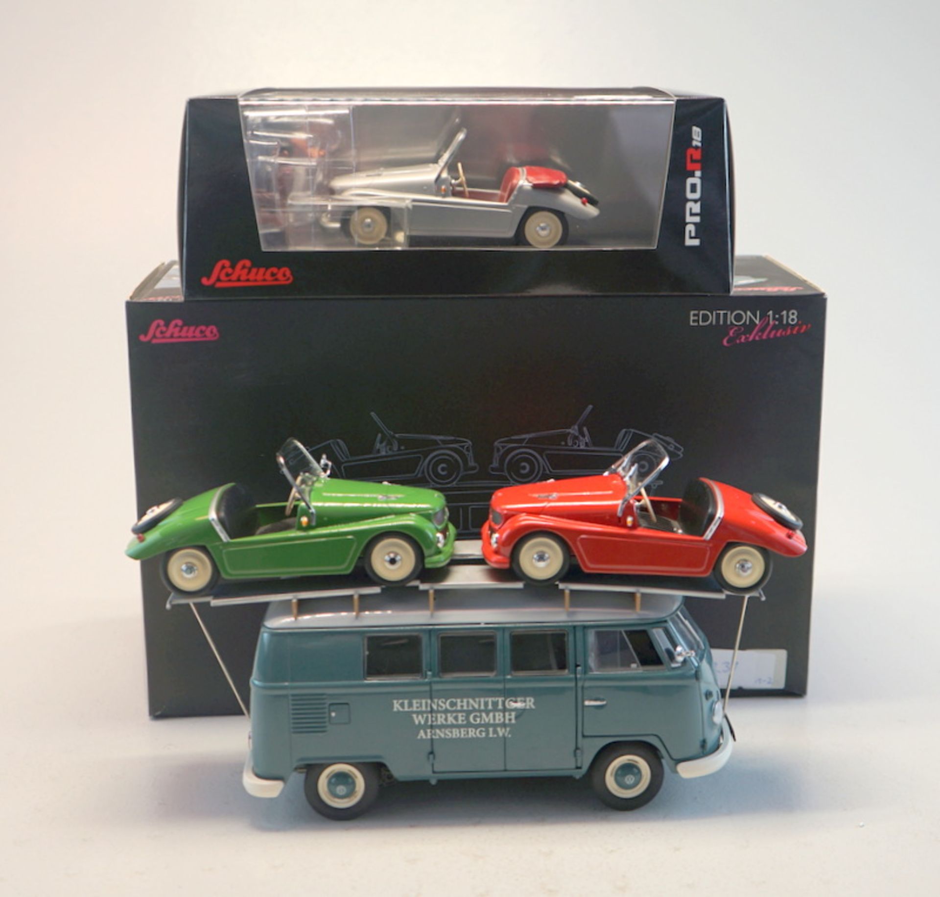 Schuco VW T1 Bus mit 2 Kleinschnittger F125 + Kleinschnittger F-125 mit Figuren