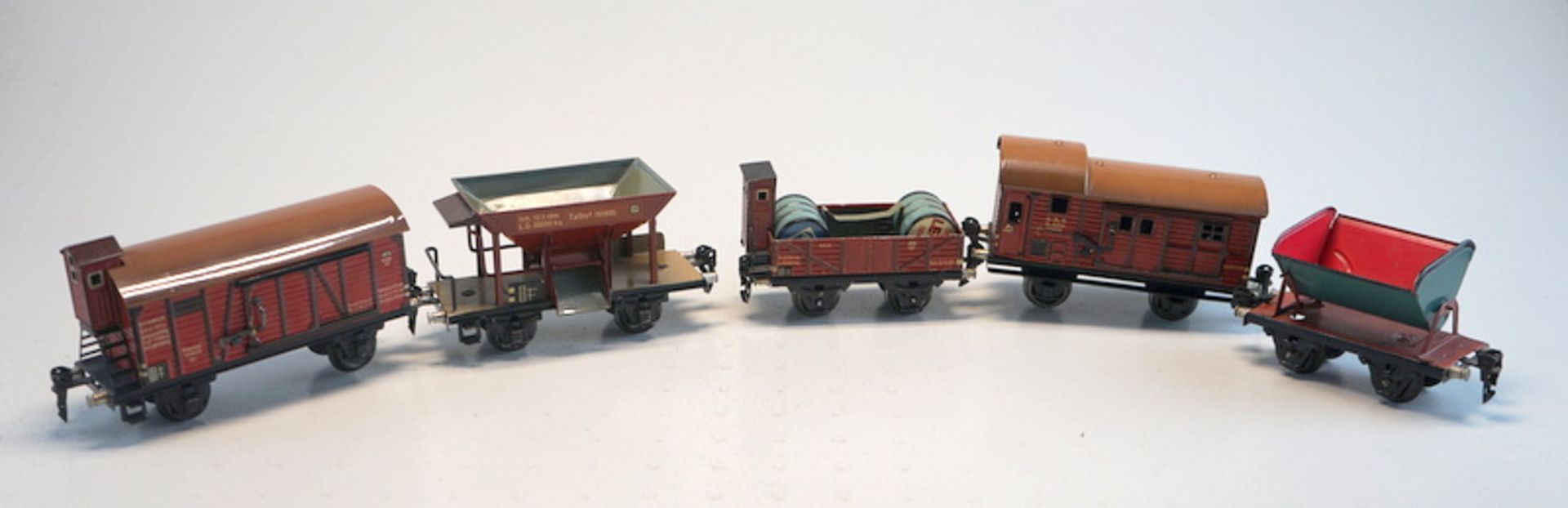 Märklin 1929ff, Gebr. Märklin & Cie., G.m.b.H. Göppingen: Sammlung 5 märklin-Güterwagen, Spur 0