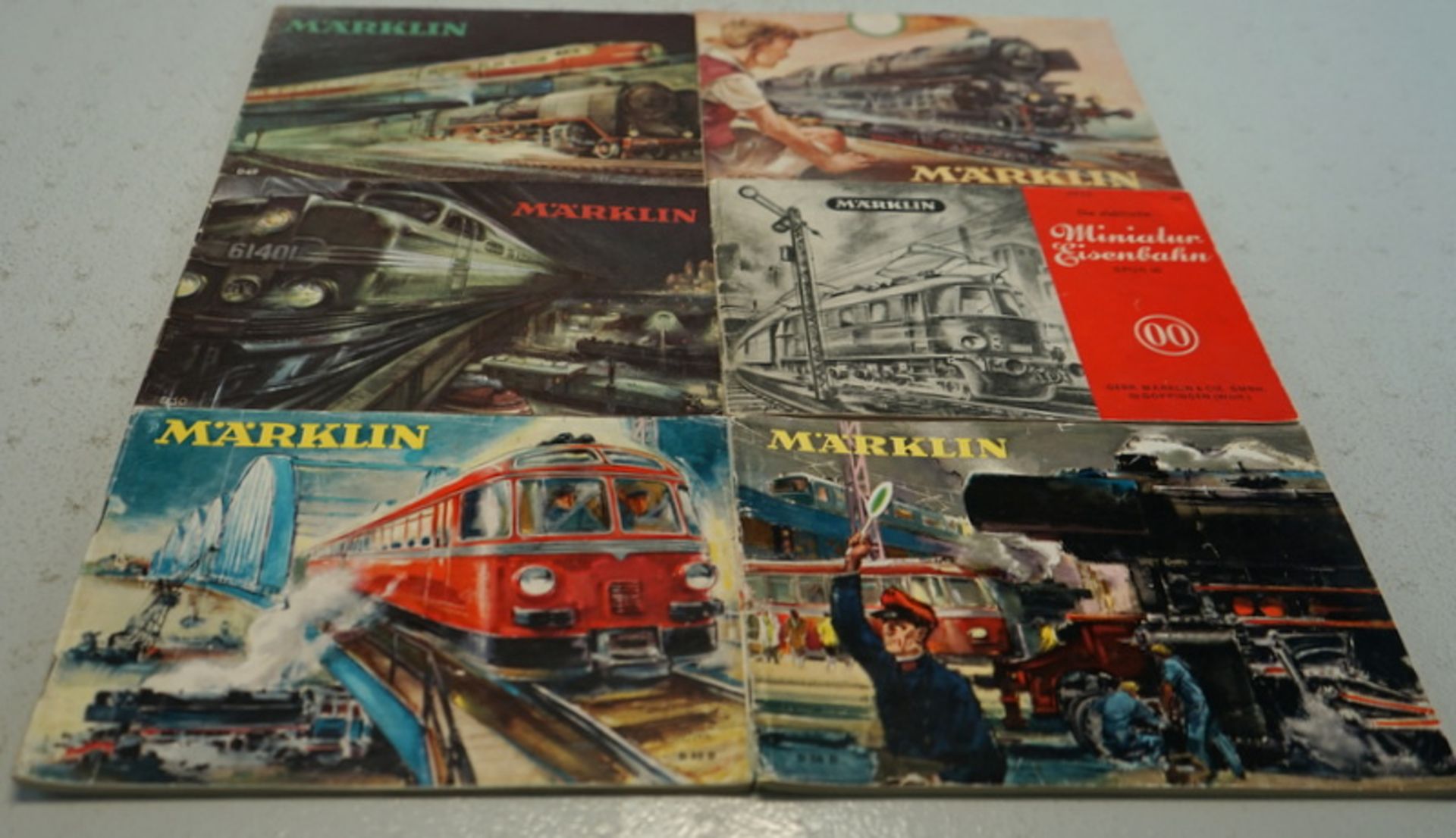 große Sammlung Märklin-Kataloge - Bild 2 aus 3