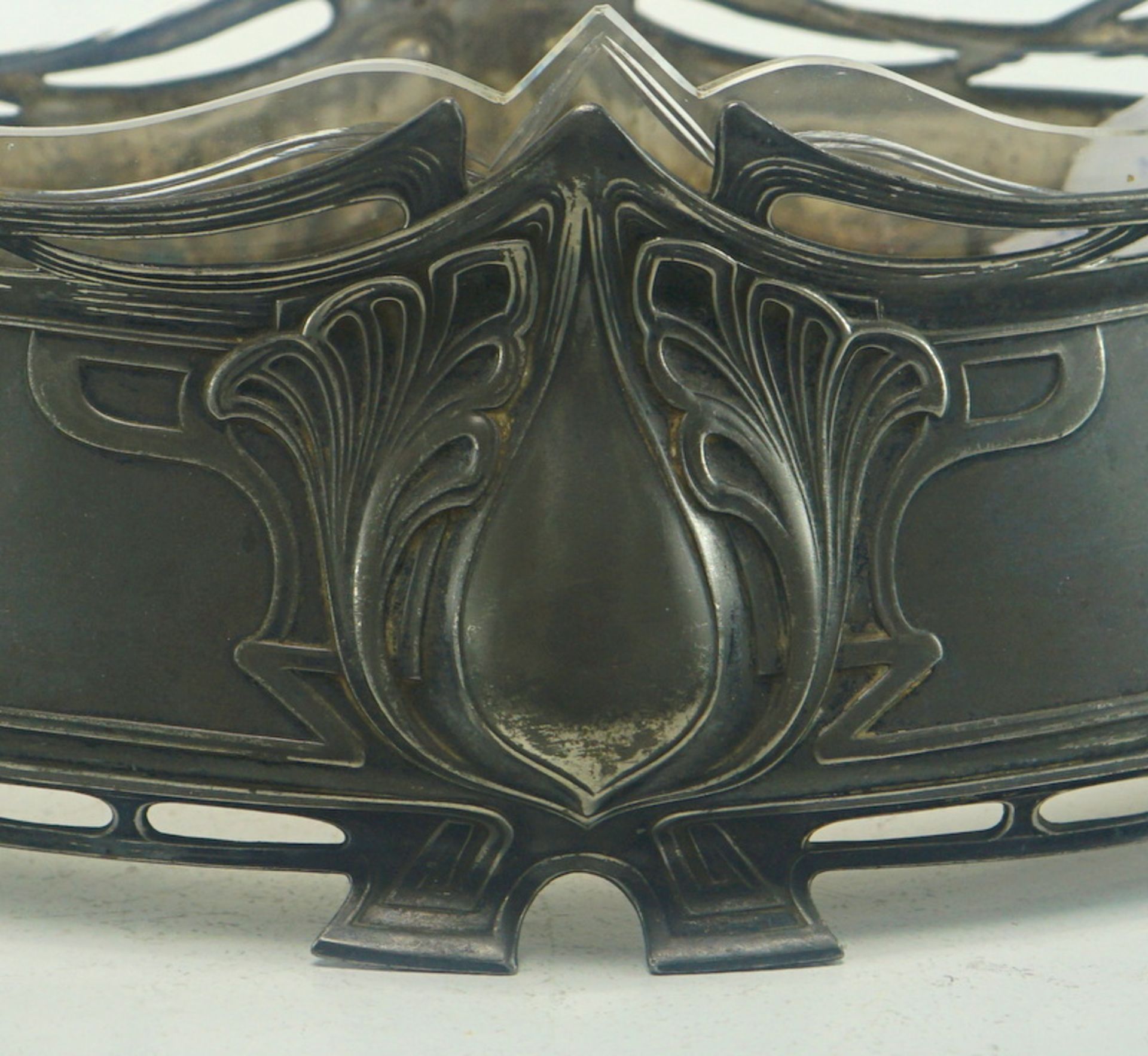 Württembergische Metallwarenfabrik: Grosse Jugendstil Obstschale/ Centre de Table - Image 2 of 3