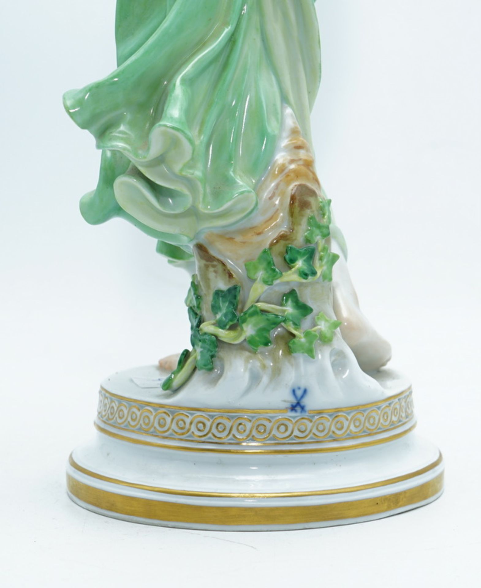 Königl. Meissen: Kugelspielerin Entwurf v. Walther Schott 1897. - Bild 3 aus 5