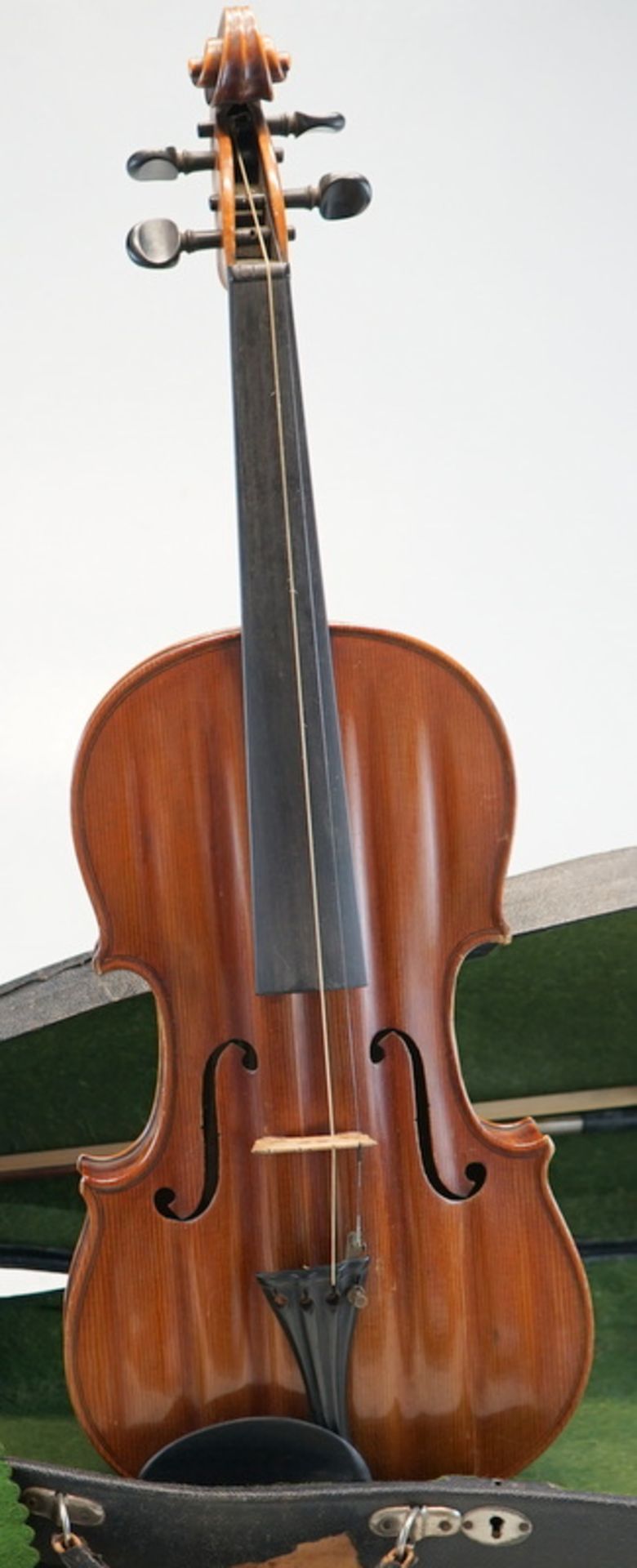 Violine von 1919 nach älterm Vorbild -Sammlung Hermann Schreyer - Image 2 of 3