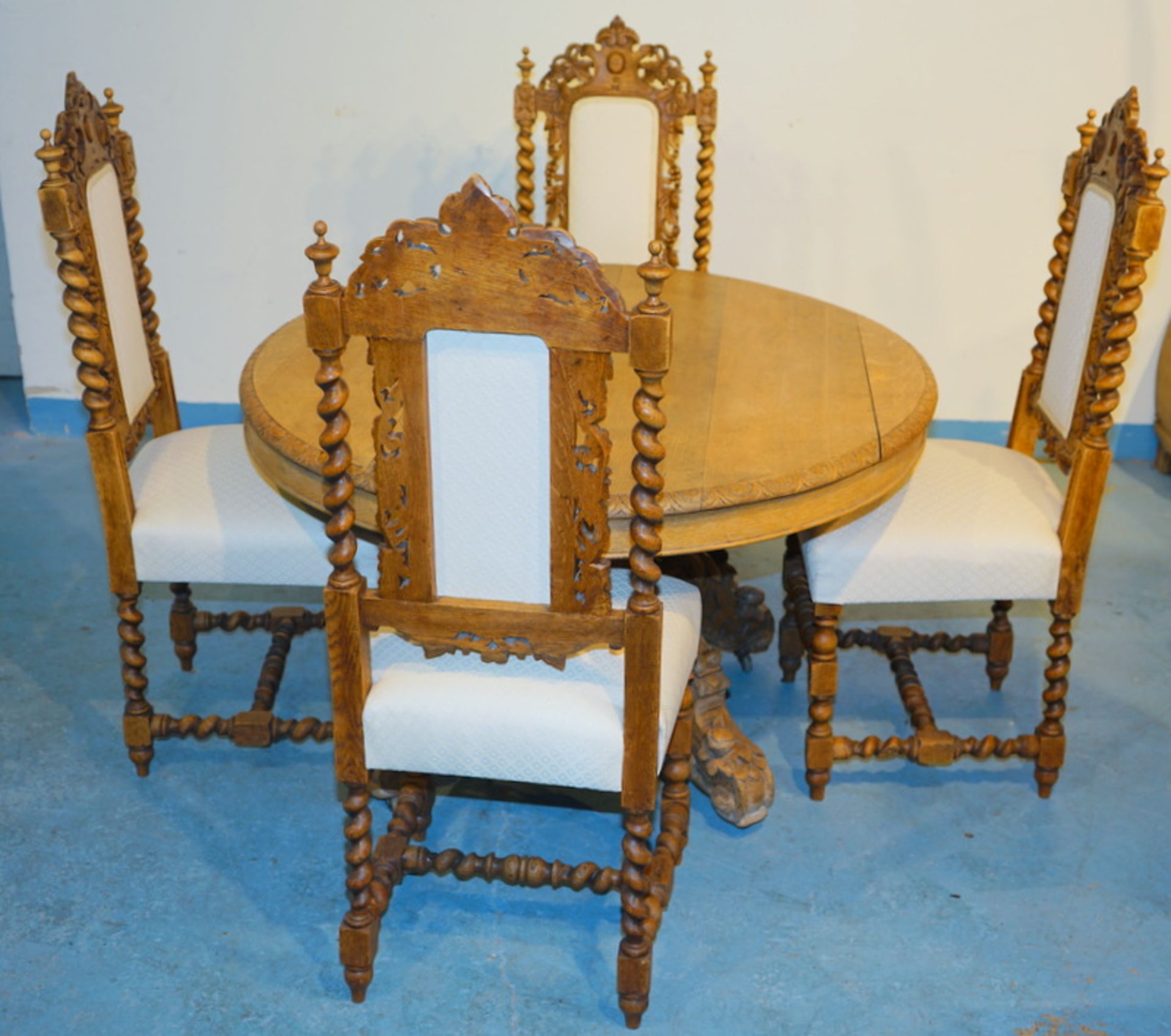Esszimmergruppe Tisch mit 4 Stühlen, Gründerzeit