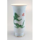 Königl. Meissen: Vase mit Dekor "Grüner Drache"
