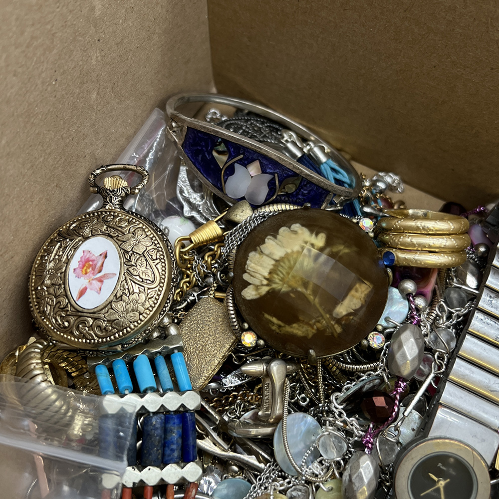 Mixed lot of costume jewellery - Image 2 of 4