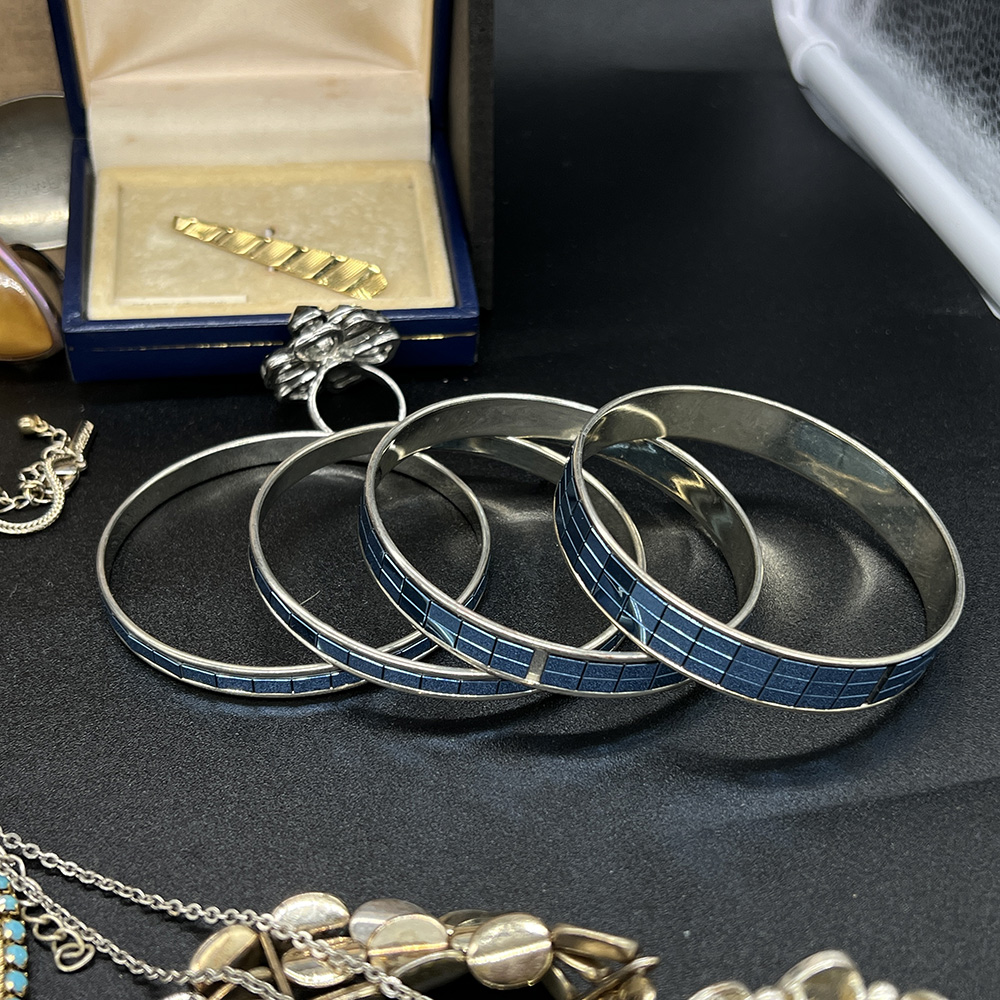 Mixed lot of costume jewellery - Image 7 of 10