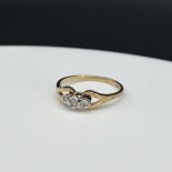 9ct yellow gold 3 stone diamond ring