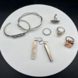 Mixed lot of designer silver jewellery