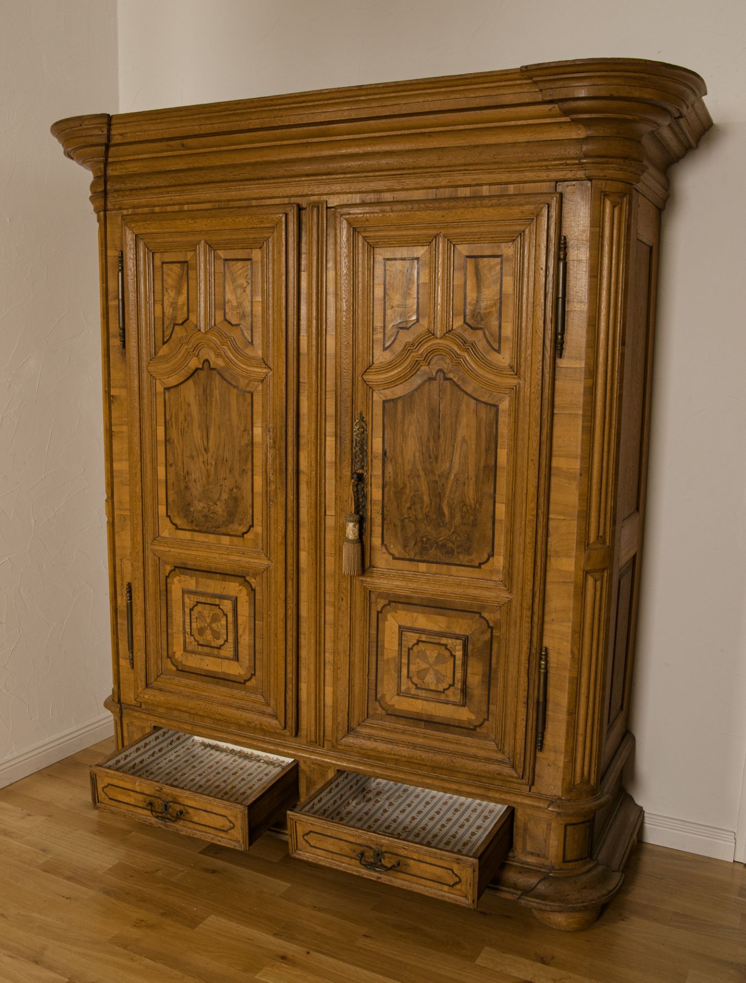 Barockschrank, Pfalz-Zweibrücken, um 1760 - Bild 3 aus 3