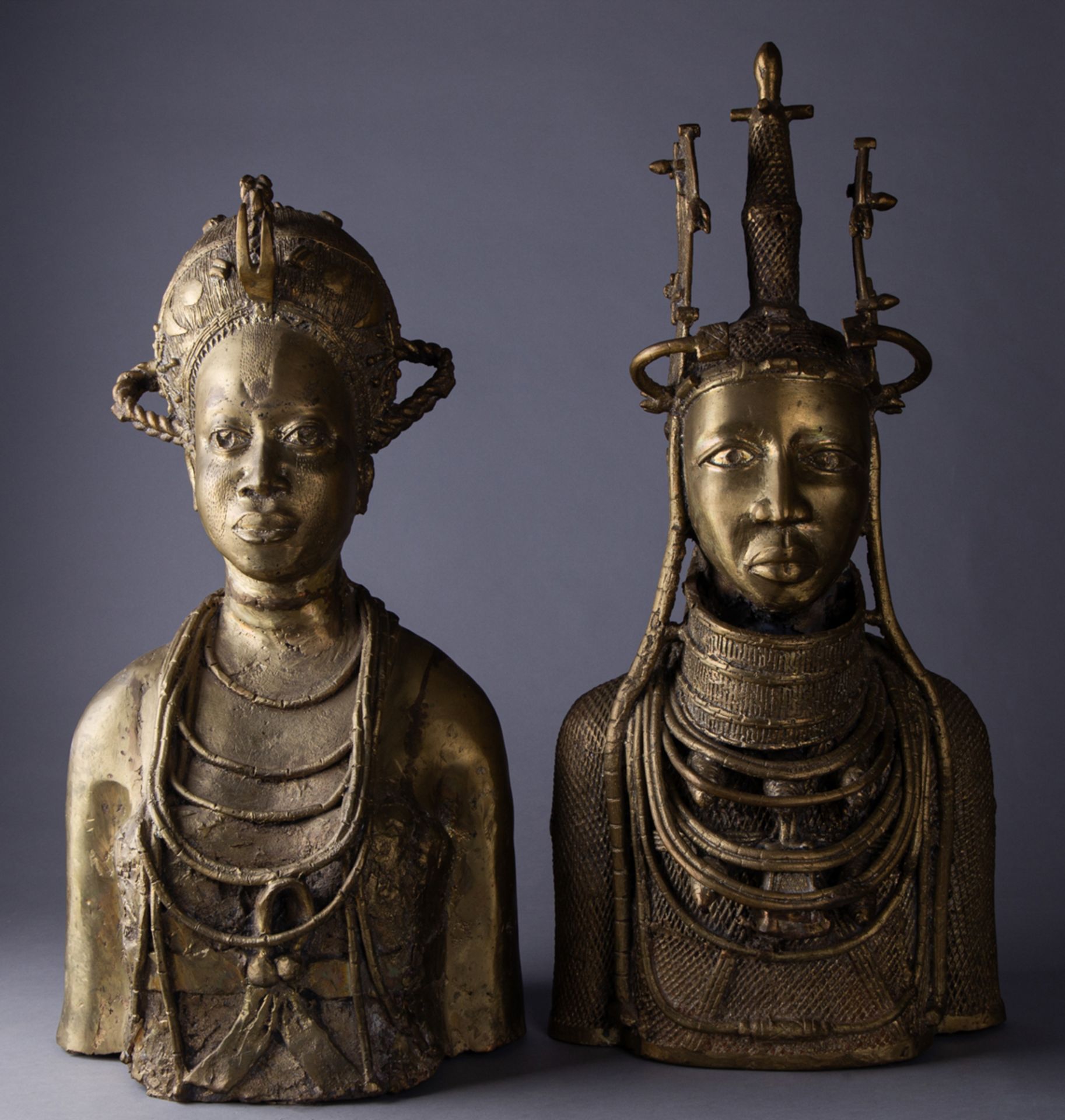 Königspaar, Edo, Benin, Nigeria 20. Jh. - Bild 3 aus 12
