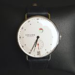 Nomos Metro 1428 Herrenarmbanduhr mit Gangreserve, wohl 2015