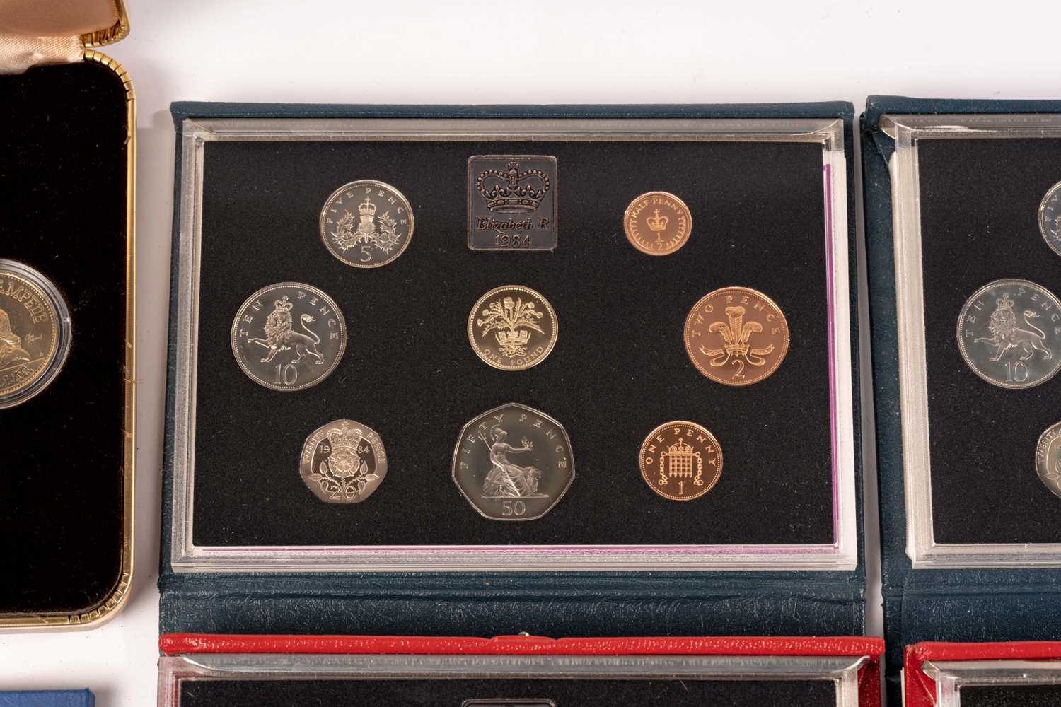 A collection of silver proof and other coins, comprising The Coinage of Great Britain 1970 - 1989 ( - Image 10 of 33